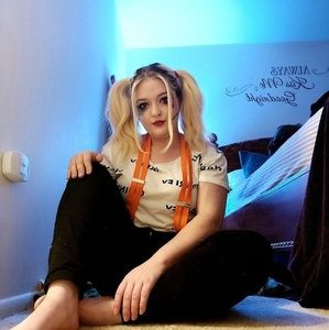 Meet your Posher, Norah